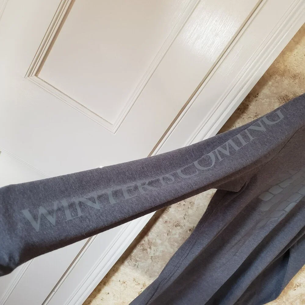Winter Is Coming House Stark longsleeve grey shirt Game of Thrones - Picture 3 of 6